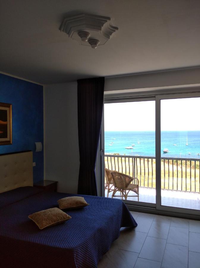 B&B Aquila Reale Portopalo Di Capo Passero Eksteriør billede