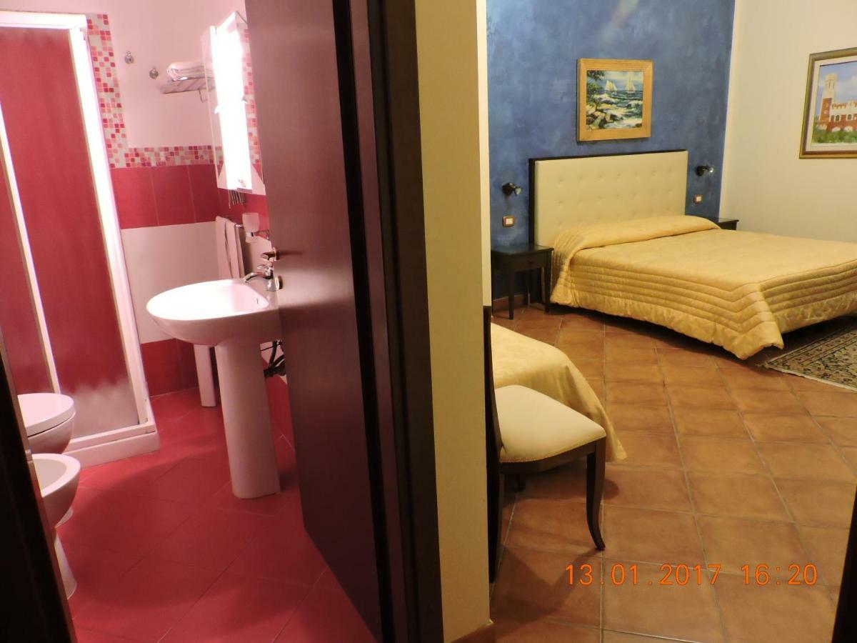 B&B Aquila Reale Portopalo Di Capo Passero Eksteriør billede