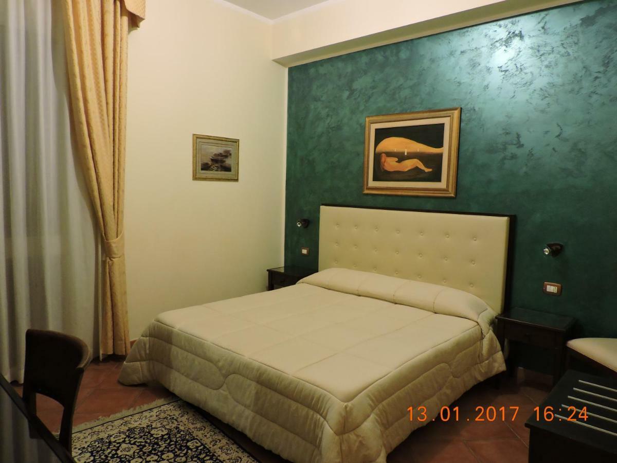 B&B Aquila Reale Portopalo Di Capo Passero Eksteriør billede